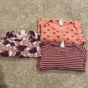 LOT kate quinn 6-9 mo footie Jammie’s x 3